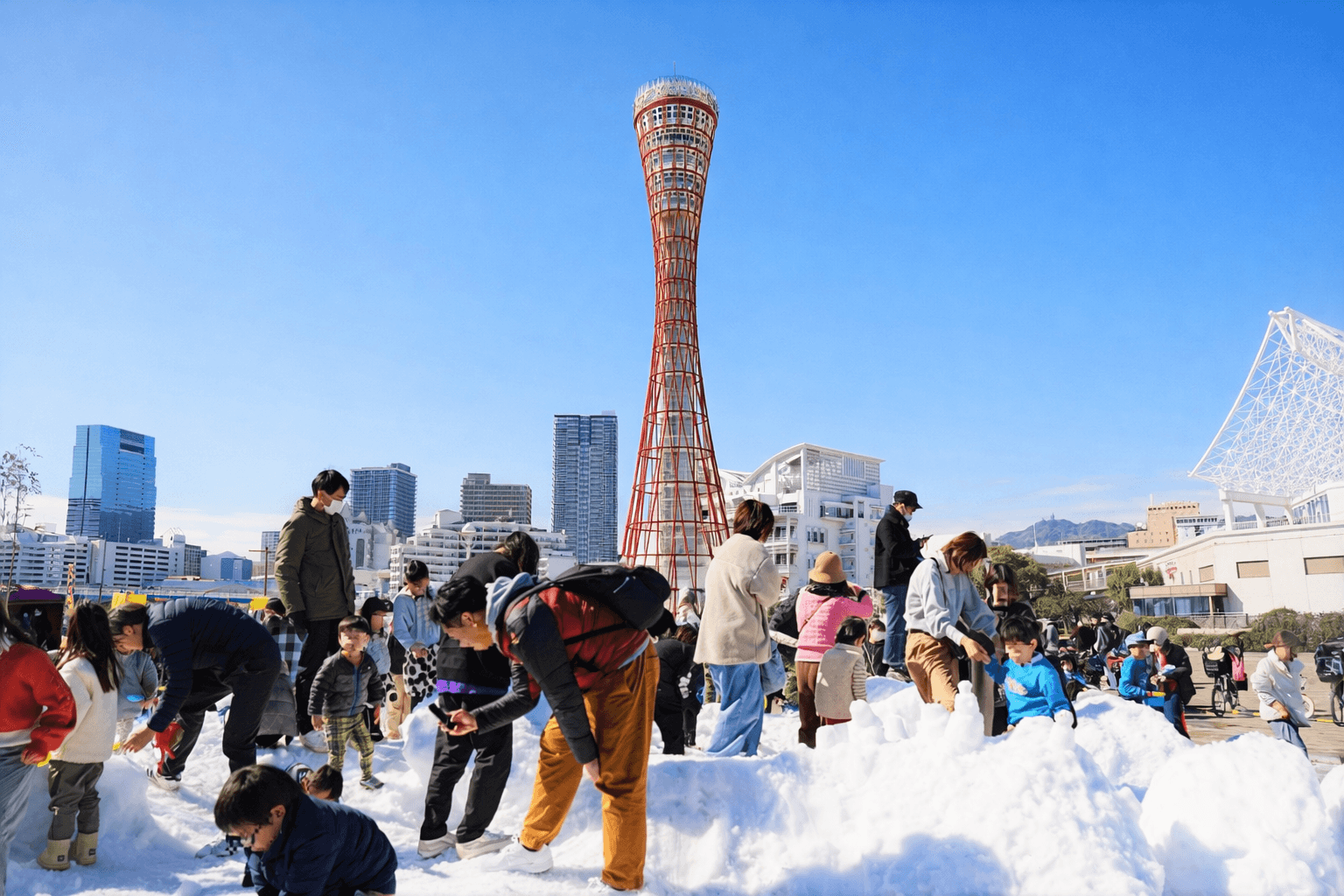 神戸に雪が降る!メリケンパークで香美町の雪まつり開催!あったかグルメも