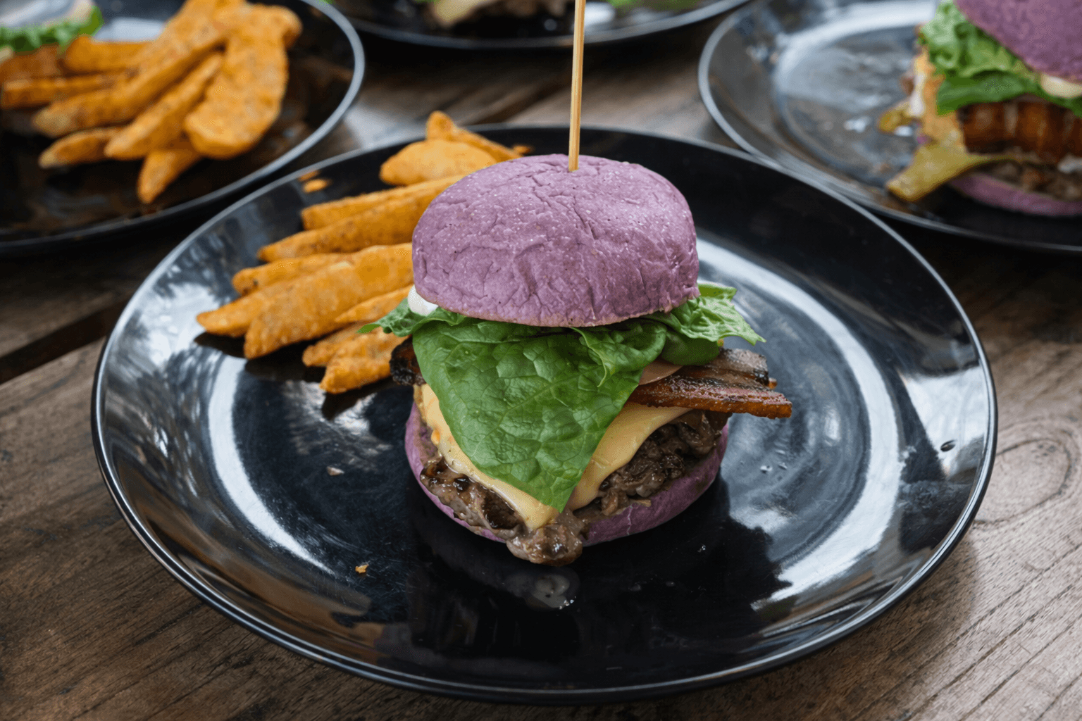 丹波篠山にハワイアンバーガー「CLUB BLISS」オープン!金土日限定営業