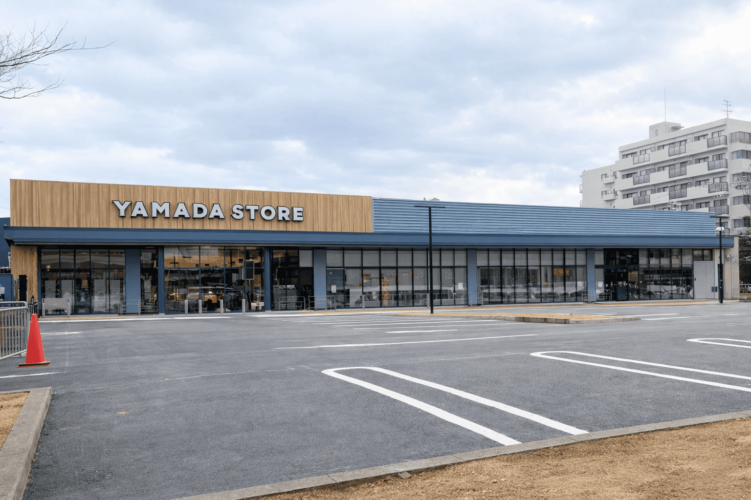 ヤマダストアー西宮店3/28オープン!カード事前受付でお得な特典、限定ピザも