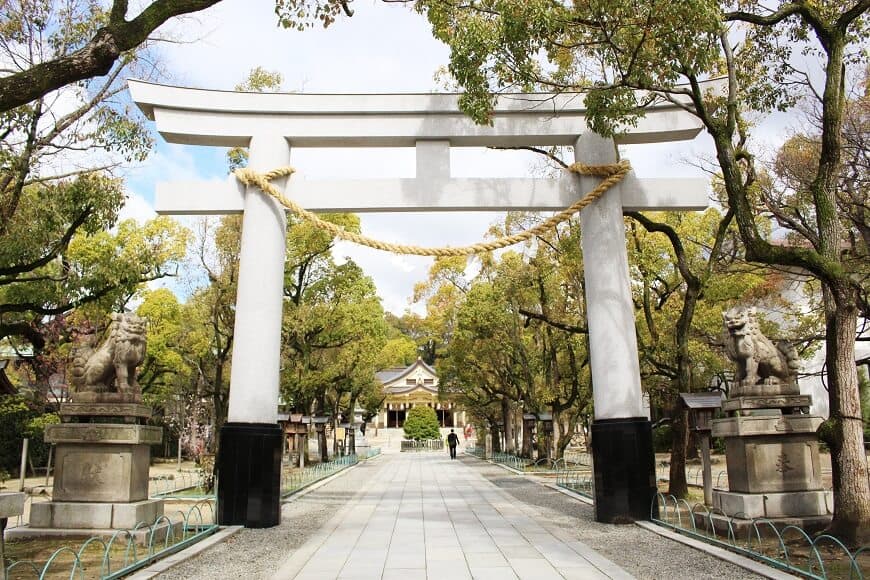 知ってた?鳥居の奥深き世界!神戸で鳥居の違いを見つける旅のイメージ画像