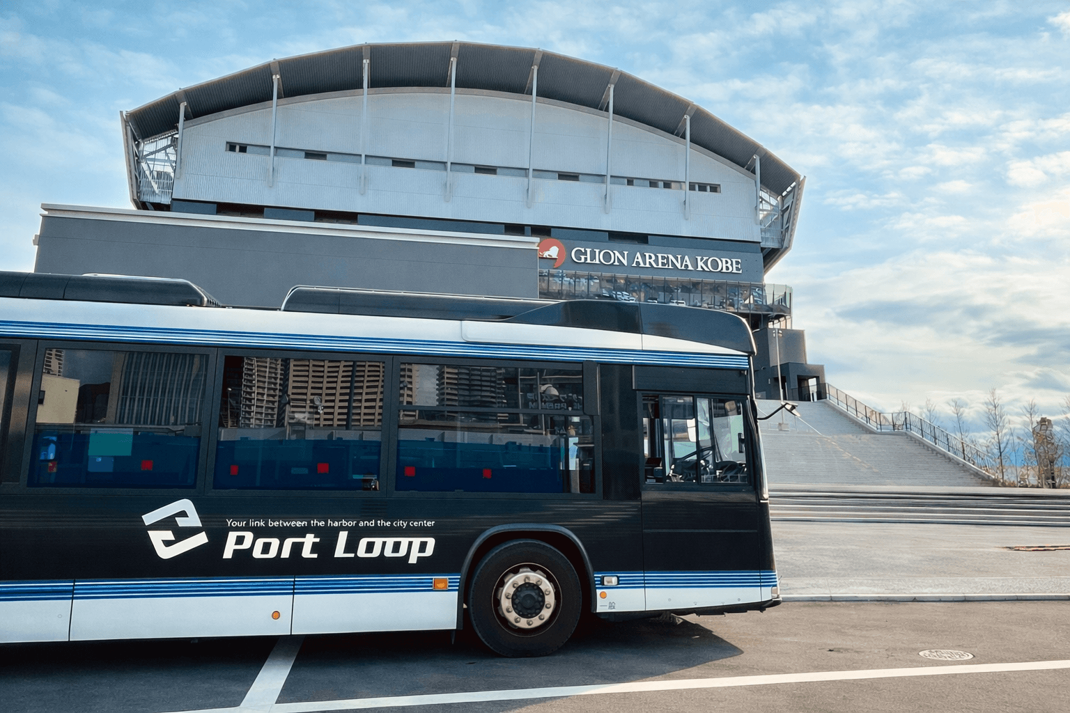 M-1ツアーファイナル神戸開催!豪華芸人集結、ジーライオンアリーナ神戸へのイメージ画像