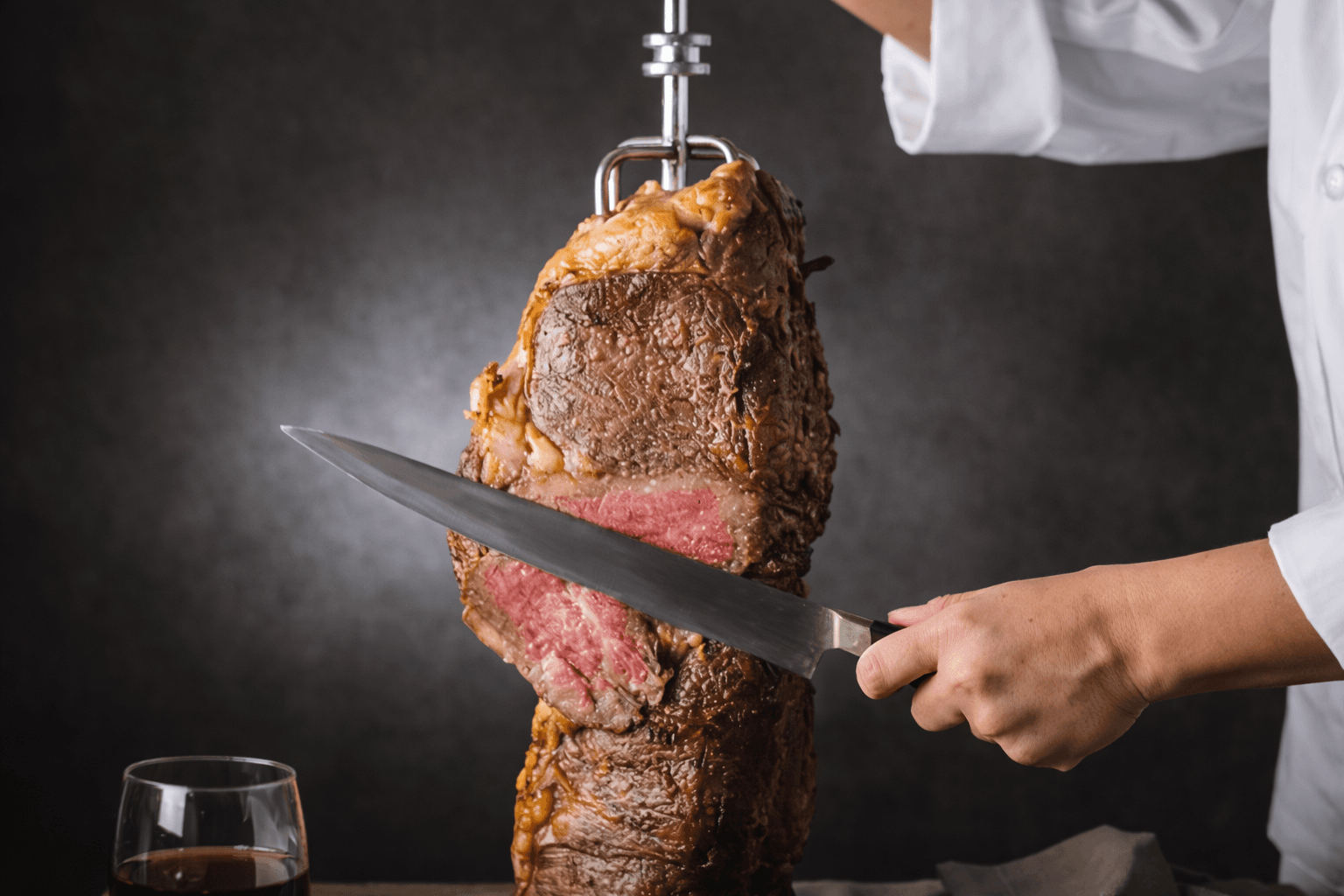 神戸港夜景を一望!ビアテラスで炭火BBQ体験、5月1日開始のイメージ画像